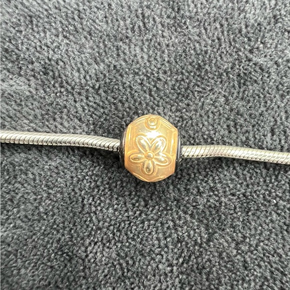RETIRED Pandora ESSENCE - Happiness Charm - Picture 1 of 3